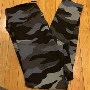 PINK ULTIMATE CAMO LEGGINGS